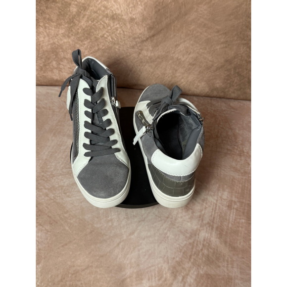 Blondo Shoes - Blondo Waterproof Leather Gray White Sneakers Size 7.5M Womens Zip‎ Lace